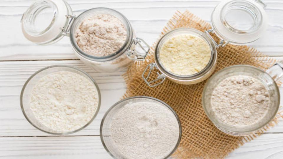 How to Properly Store Flour [Short and Long Term Solutions] - The